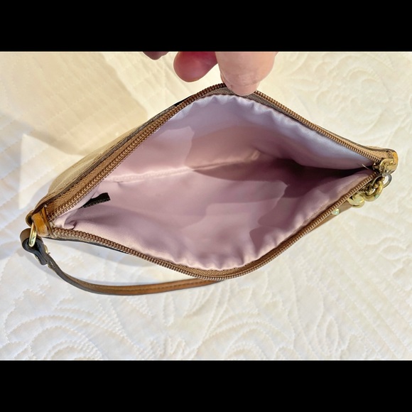 Sold already don’t buy it.Bundle of two DBourke crossbody & coach wristlet - Picture 5 of 15